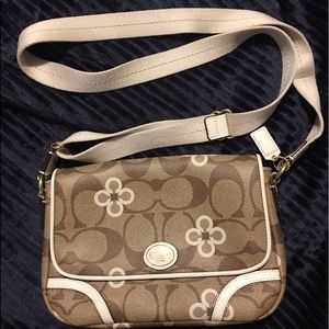 Small crossbody coach purse